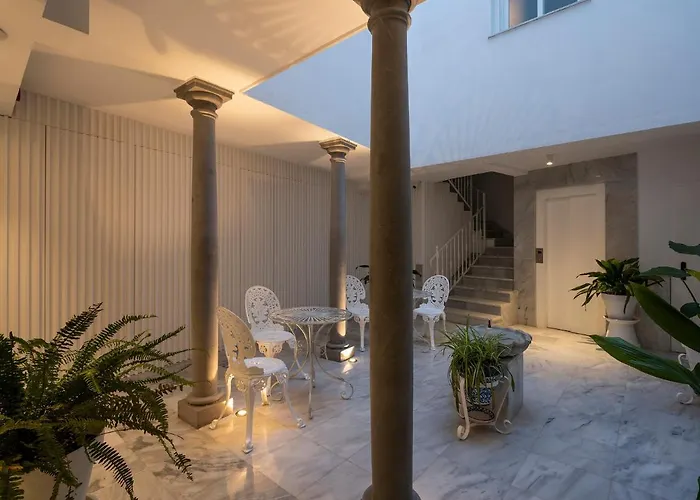 CALM SUITES Molino Corteza del Carmen